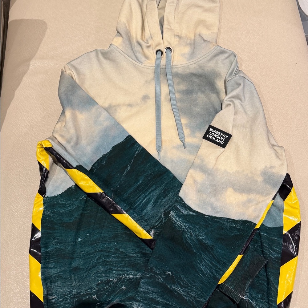Authentic Burberry Ocean Print Hoodie Size S Unisex Like New